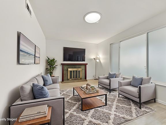 3rd image of 39656 Iolani Ct