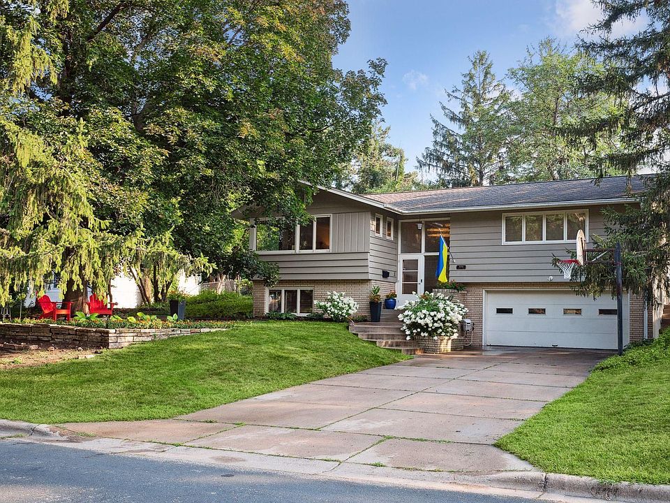 1st image of 4401 Avondale Rd
