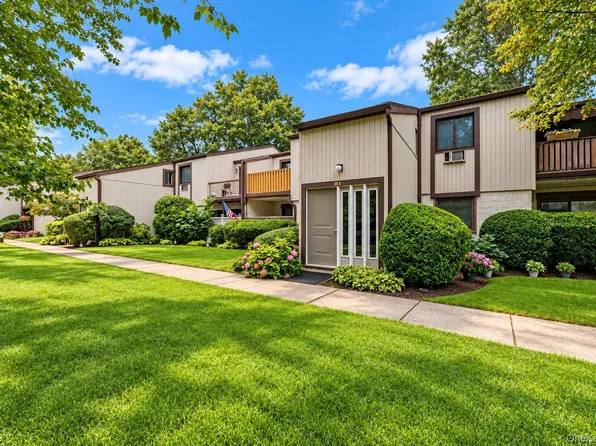 85 Richmond Boulevard #1A, Ronkonkoma, NY 11779