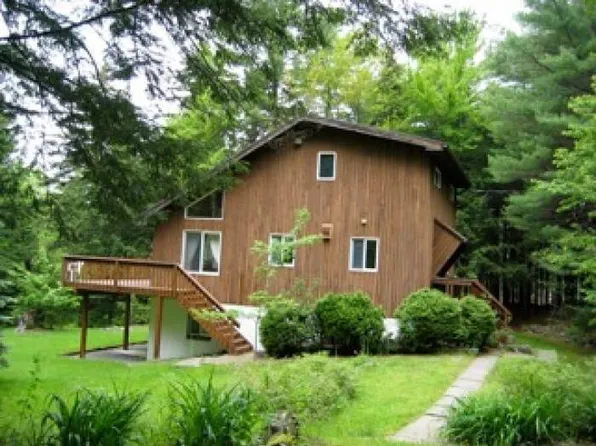 28 Boulder Brook Rd, Windham, NY 12496
