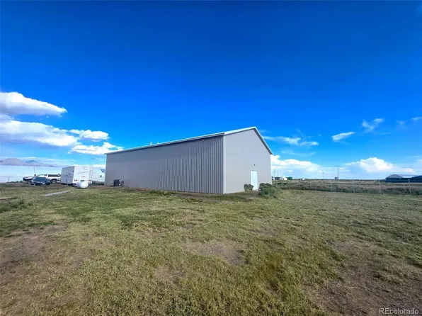 827 S Regiel Boulevard, Moffat, CO 81143