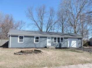 8123 Pickford Dr, Indianapolis, IN 46227