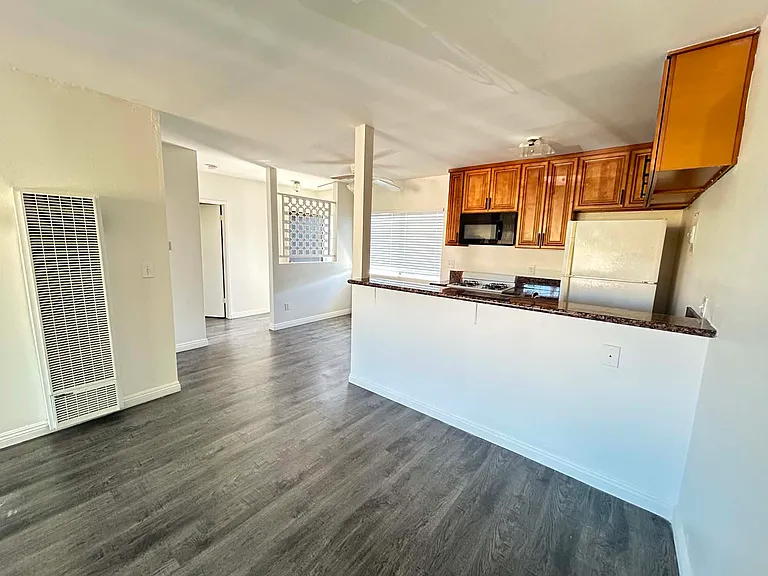 1470 E Wilson Ave #204 — Photo 1