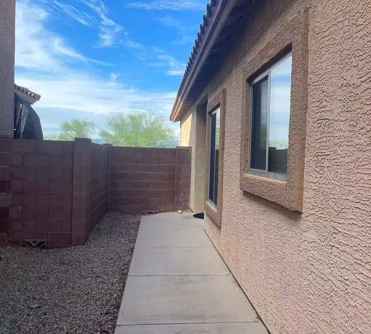 7623 E Fair Meadows Loop — Photo 2