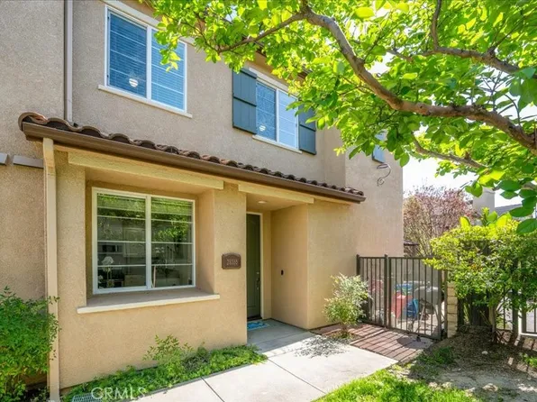 28355 Mirabelle Ln, Santa Clarita, CA 91350