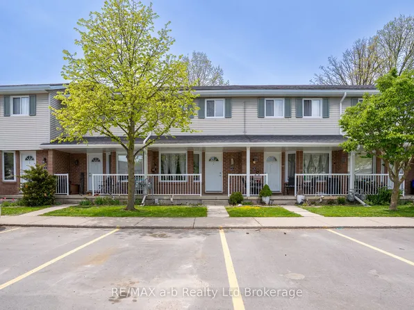 10 Dufferin St #27, Norwich, ON N0J 1P0