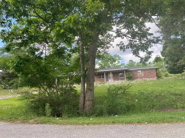 4855 Indian Springs Dr, Eight Mile, AL 36613