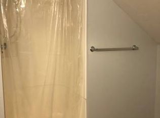 13 Park St APT 4, Webster, MA 01570