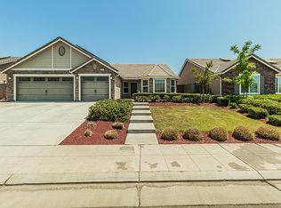 461 S Cascade Way, Madera, CA 93636