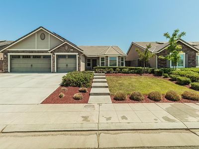 461 S Cascade Way, Madera, CA, 93636