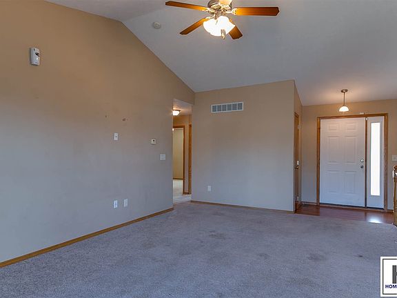 5th image of 718 Wheatland Dr