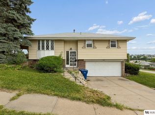 7804 Seymour St, Ralston, NE 68127