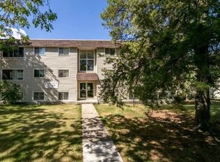 10816 112th St NW, Edmonton, AB T5H 3H3