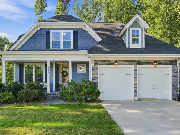 9249 Yardley Town Dr, Wake Forest, NC 27587