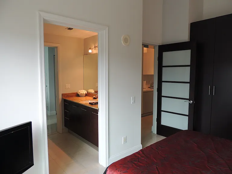3029 NE 188th St #617 — Photo 35