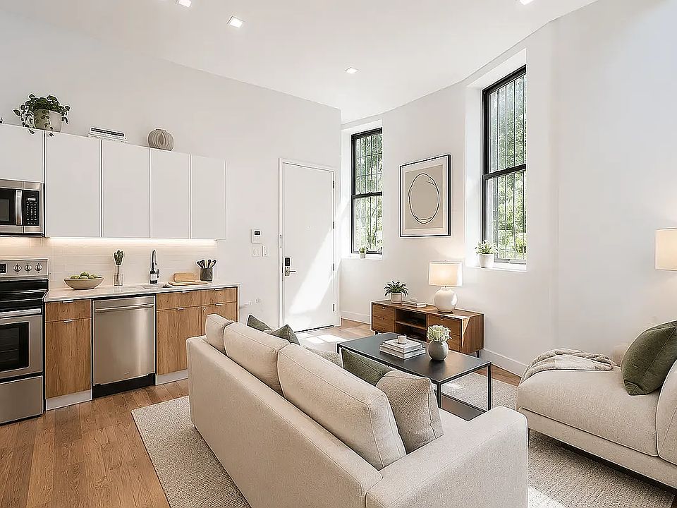 1st image of 481 Evergreen Ave #1L