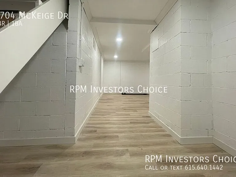 2704 McKeige Dr — Photo 20