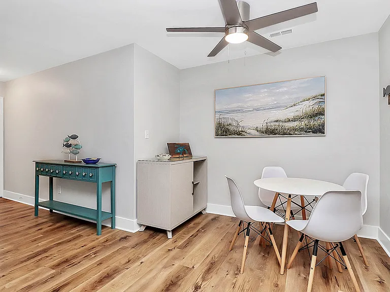 1001 Churchill Downs Ct #J — Photo 18