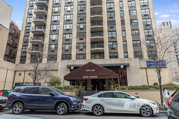 Sold by (Legacy) Elegran | media 19