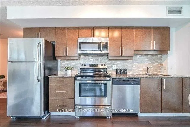 33 Bay St #1204 — Photo 3