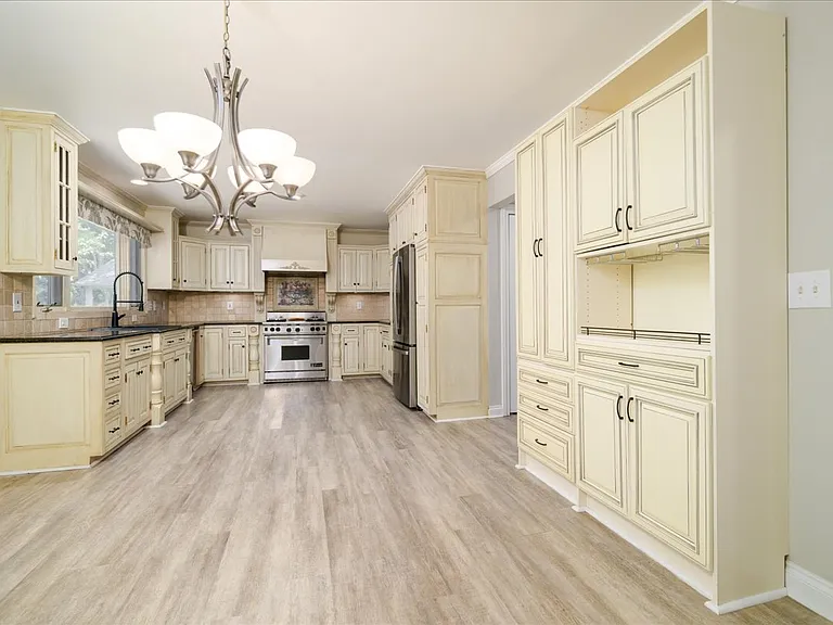38291 River Park Dr — Photo 6