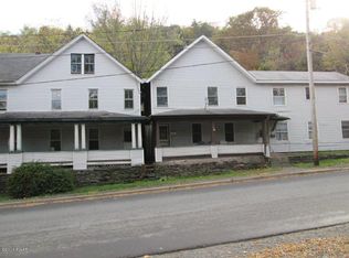 205 Riverside Dr, Honesdale, PA 18431