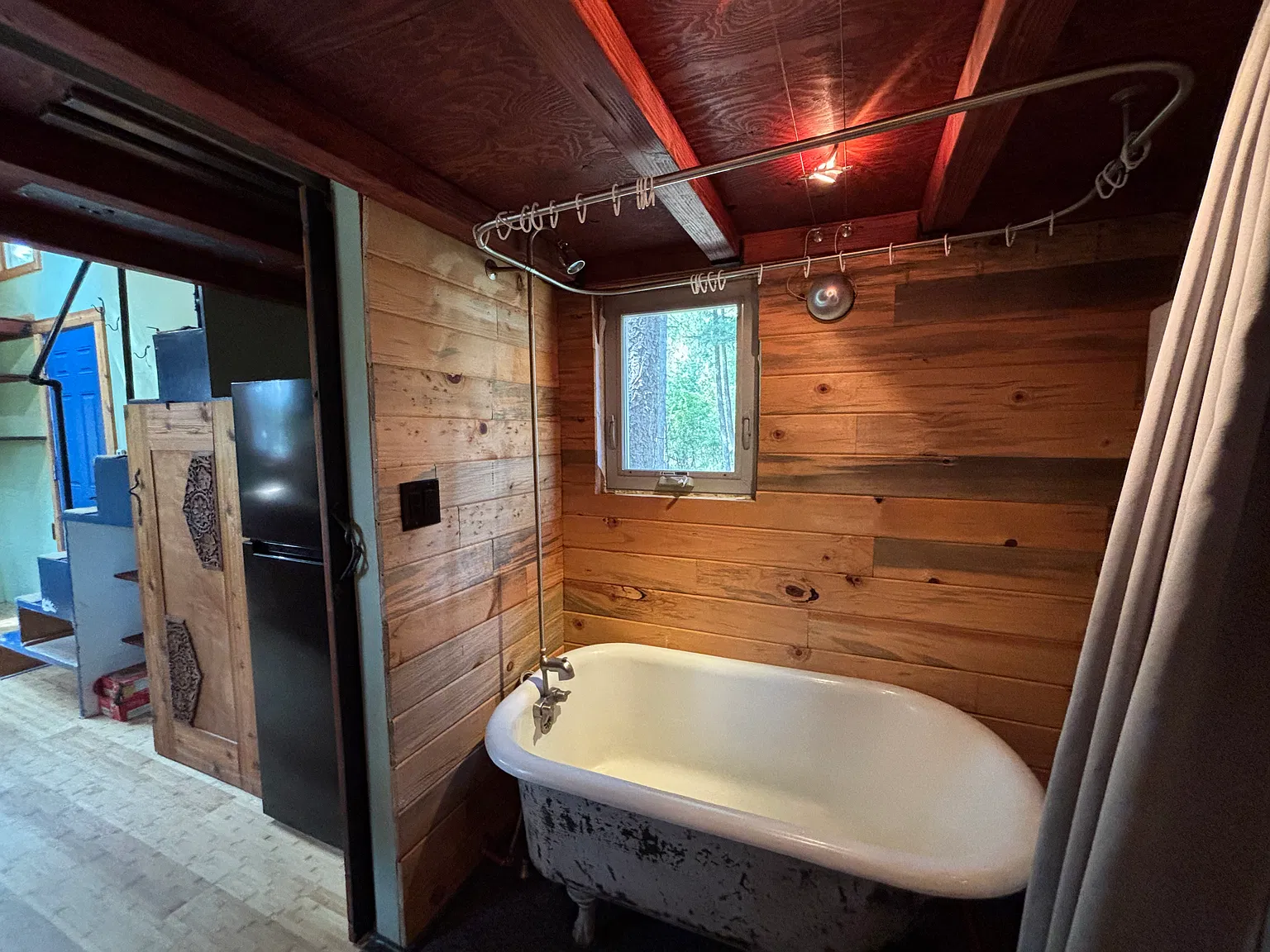 Studio, 192 sqft, $900 — Photo 2
