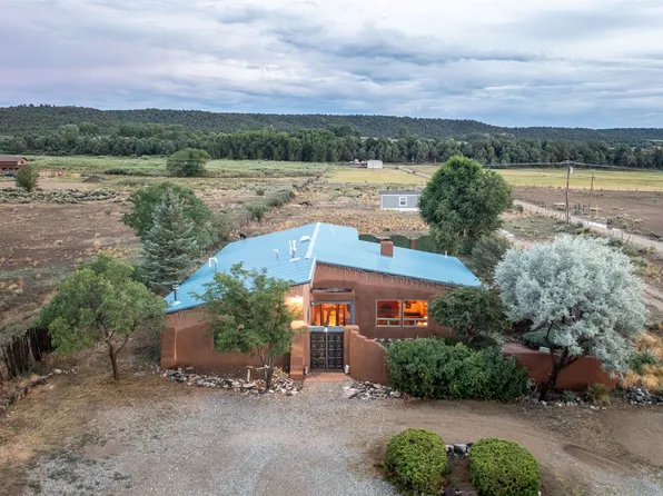 42 Arroyo Hondo Arroyo Seco Rd #A, Arroyo Hondo, NM 87513