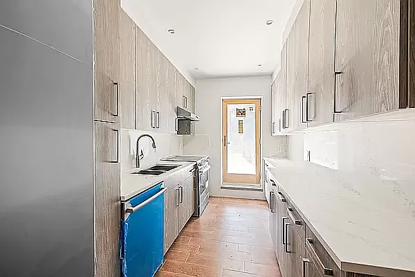 Rented by Corcoran | media 5