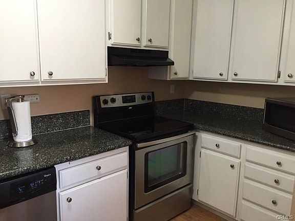 5th image of 460 Golden Ave Unit 315