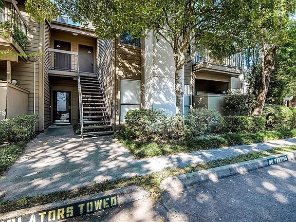 4th image of 10051 Westpark Dr APT 208