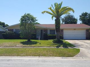 1876 Albright Dr, Clearwater, FL 33765