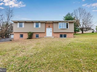 7335 Audubon Dr, Harrisburg, PA 17111