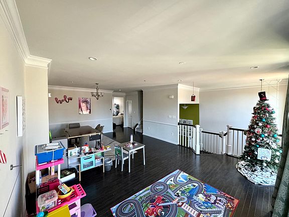 Living and Dining 1