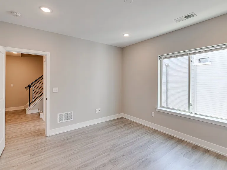 2636 Annin St #1 — Photo 15