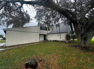 17337 Phlox Dr, Fort Myers, FL 33967