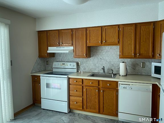 5th image of 155 Redstone Hill Road #60