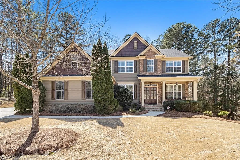 6 bed, 3.5 bath, 3756 sqft, $3,200 — Photo 1