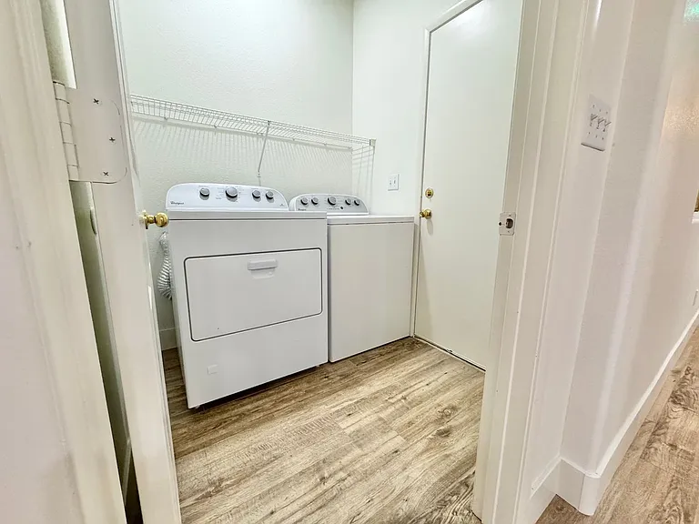 8852 Winter Sky Ave — Photo 14
