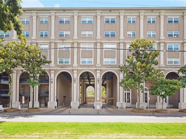 1750 Saint Charles Ave APT 418, New Orleans, LA 70130