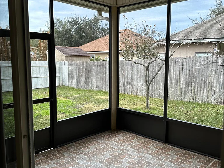 12083 Footman Ct — Photo 15