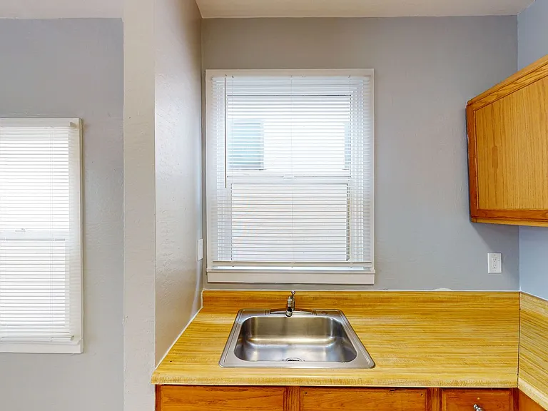 2308 Foothill Blvd — Photo 6