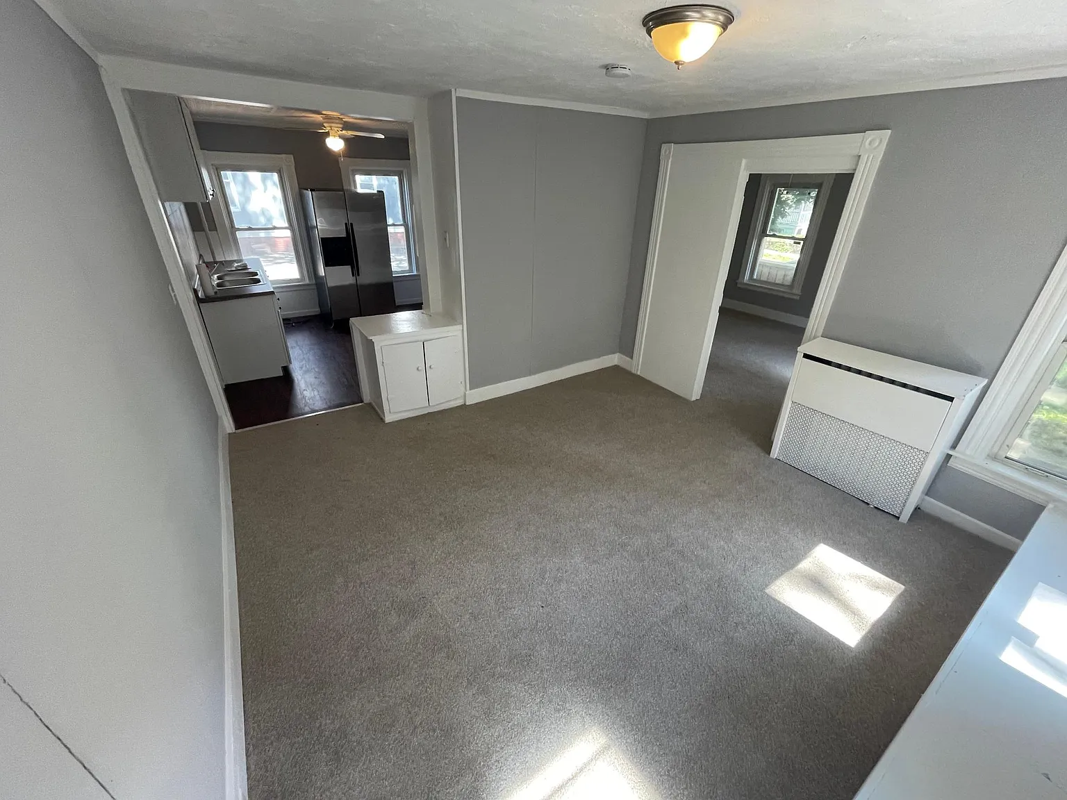 4 bed, 1062 sqft, $3,000 — Photo 3