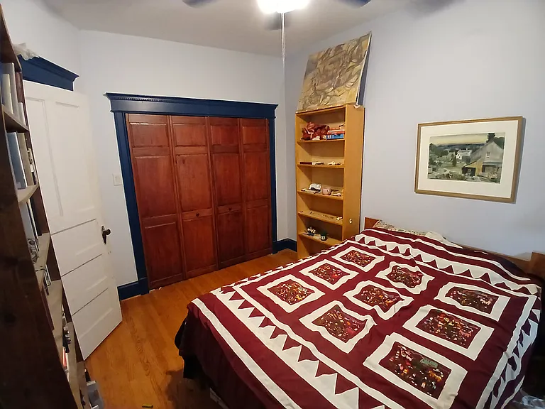 5403 S Maryland Ave — Photo 4