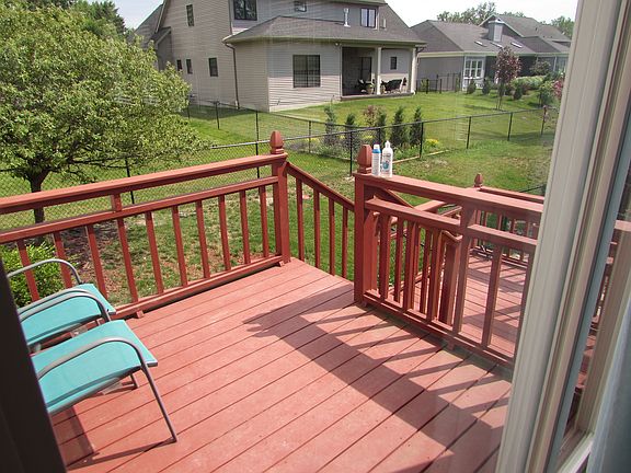 Deck to backyard