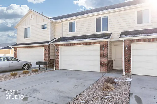 2674 S 2250 W #207 Photo 1