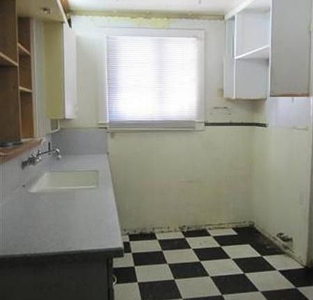 5th image of 2237 N Valeria St
