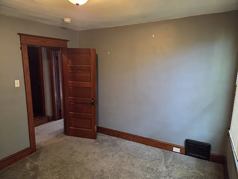 914 Dewey Ave #914 — Photo 13