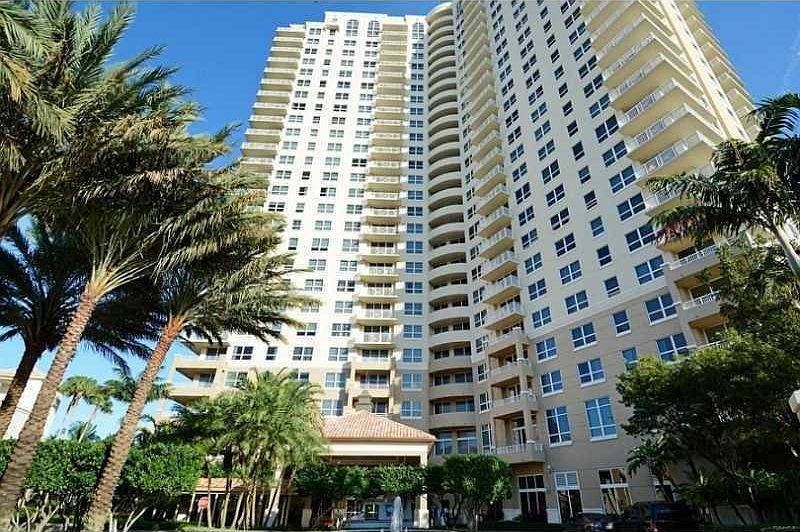1st image of 19501 W Country Club Dr APT 710