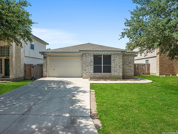 3rd image of 4911 BRAZOSWOOD
